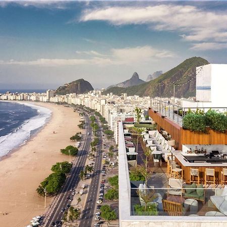 Hilton Copacabana Rio De Janeiro Luaran gambar View of the beach from the hotel