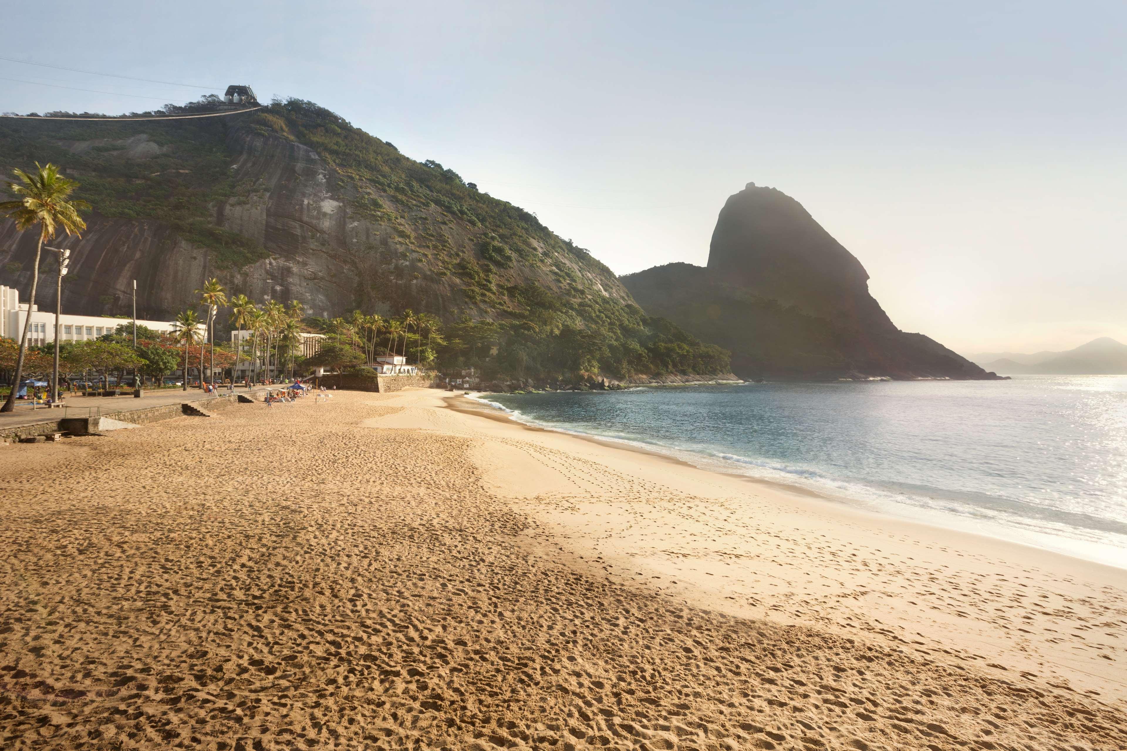 Hilton Copacabana Rio De Janeiro Luaran gambar Arpoador Beach