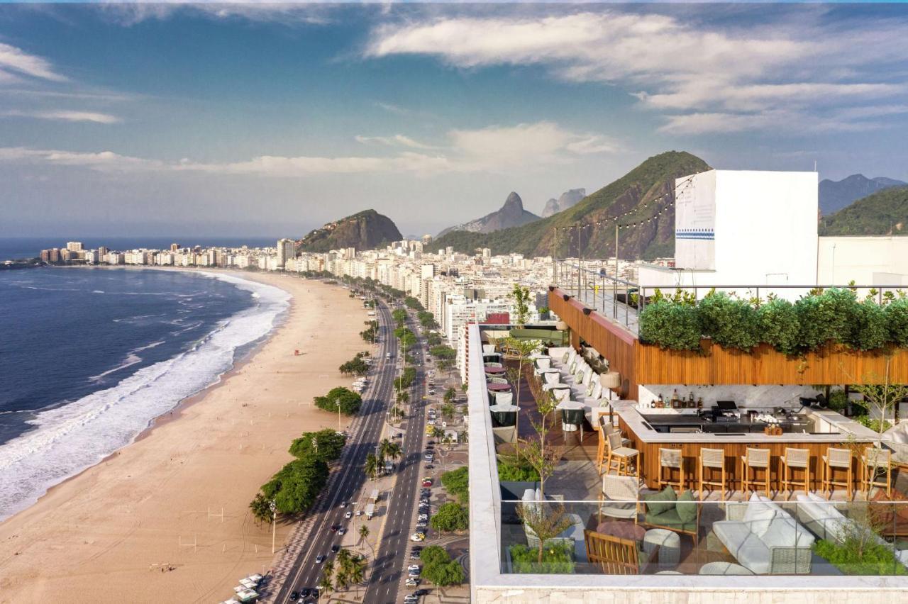 Hilton Copacabana Rio De Janeiro Luaran gambar View of the beach from the hotel